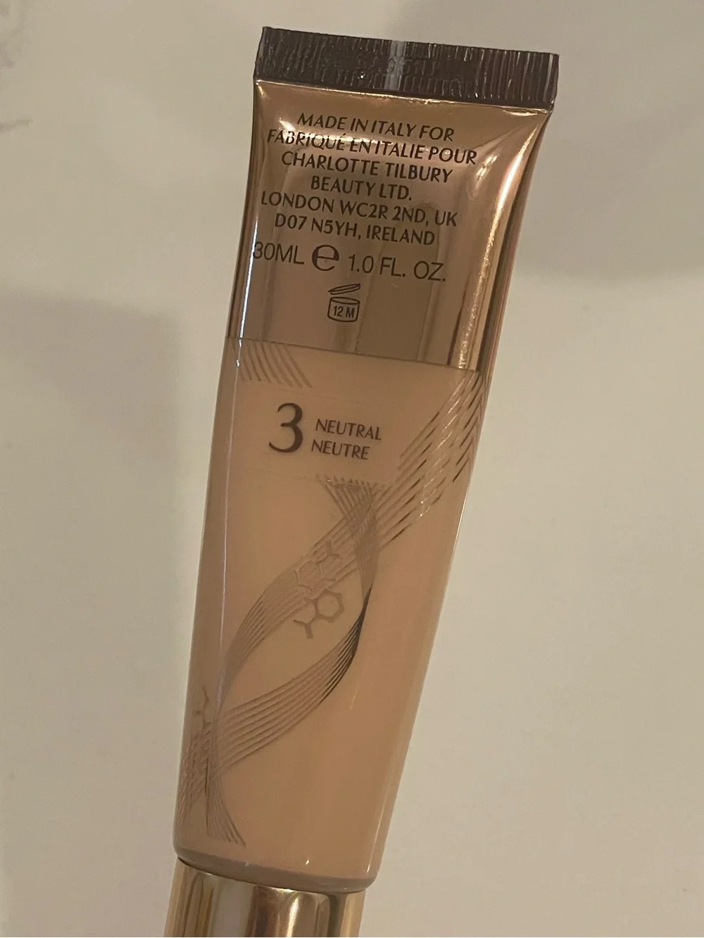 3N Charlotte Tilbury Beautiful Skin Foundation - 3 Neutral
